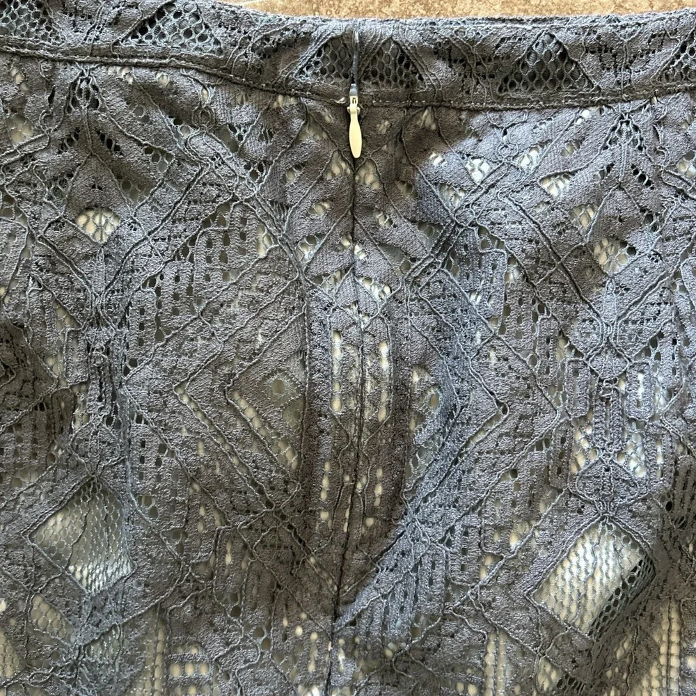 BCBG Maxazria Size 6 Slate Blue Lace Snap Front‎ Maxi Skirt Cottagecore